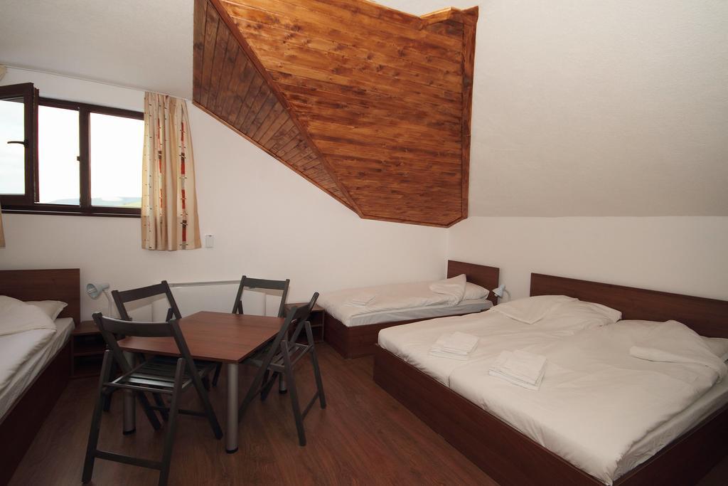 Yan Bibiyan Guest House Negushevo Exterior foto