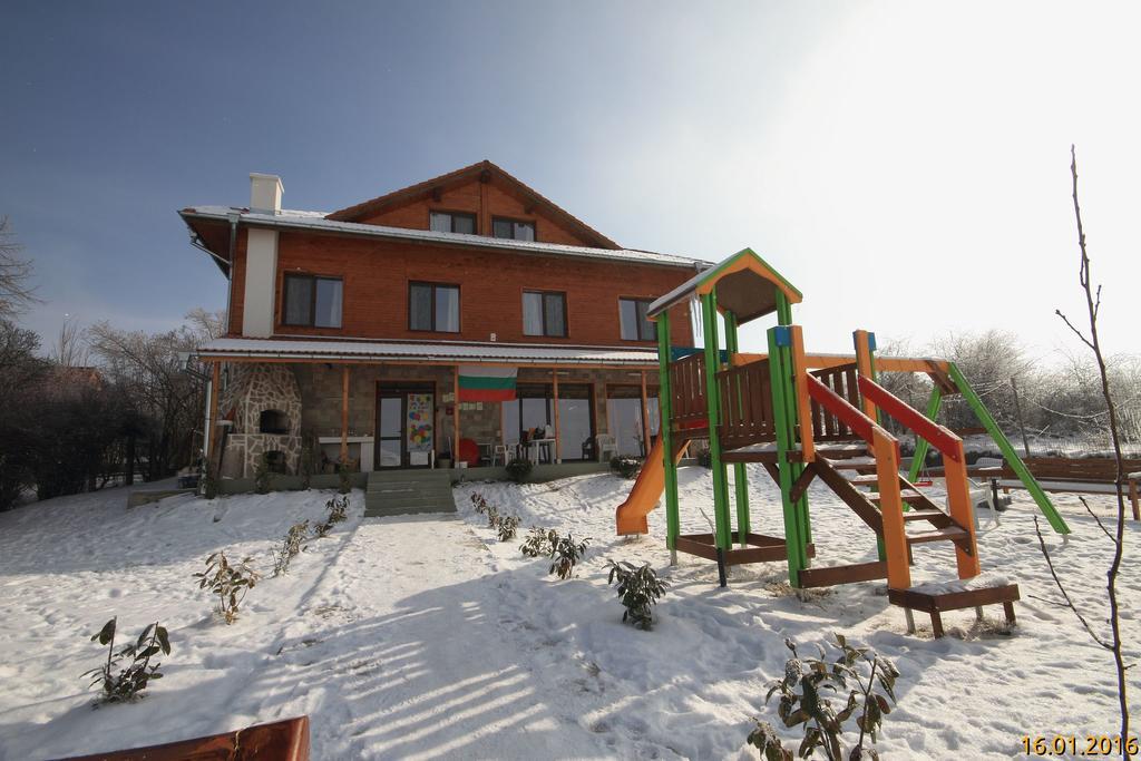 Yan Bibiyan Guest House Negushevo Exterior foto